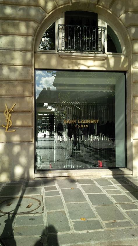 ysl 6 place saint sulpice|6 place saint sulpice.